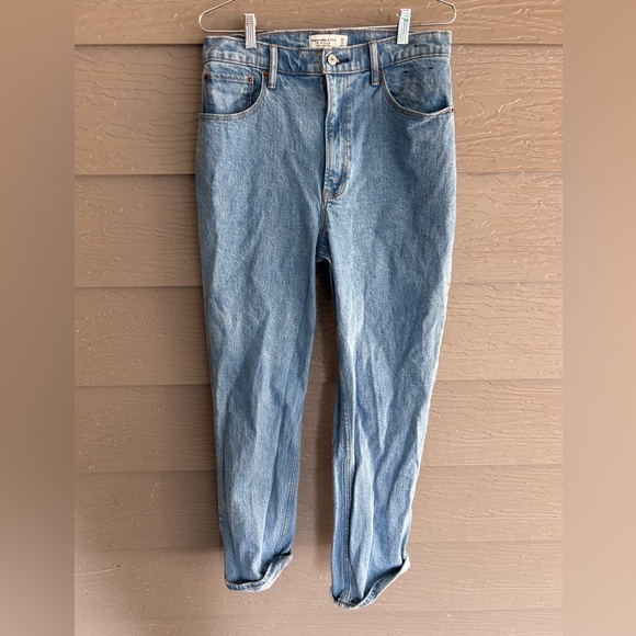 Abercrombie & Fitch Light Blue Straight Leg Jeans - Picture 1 of 6